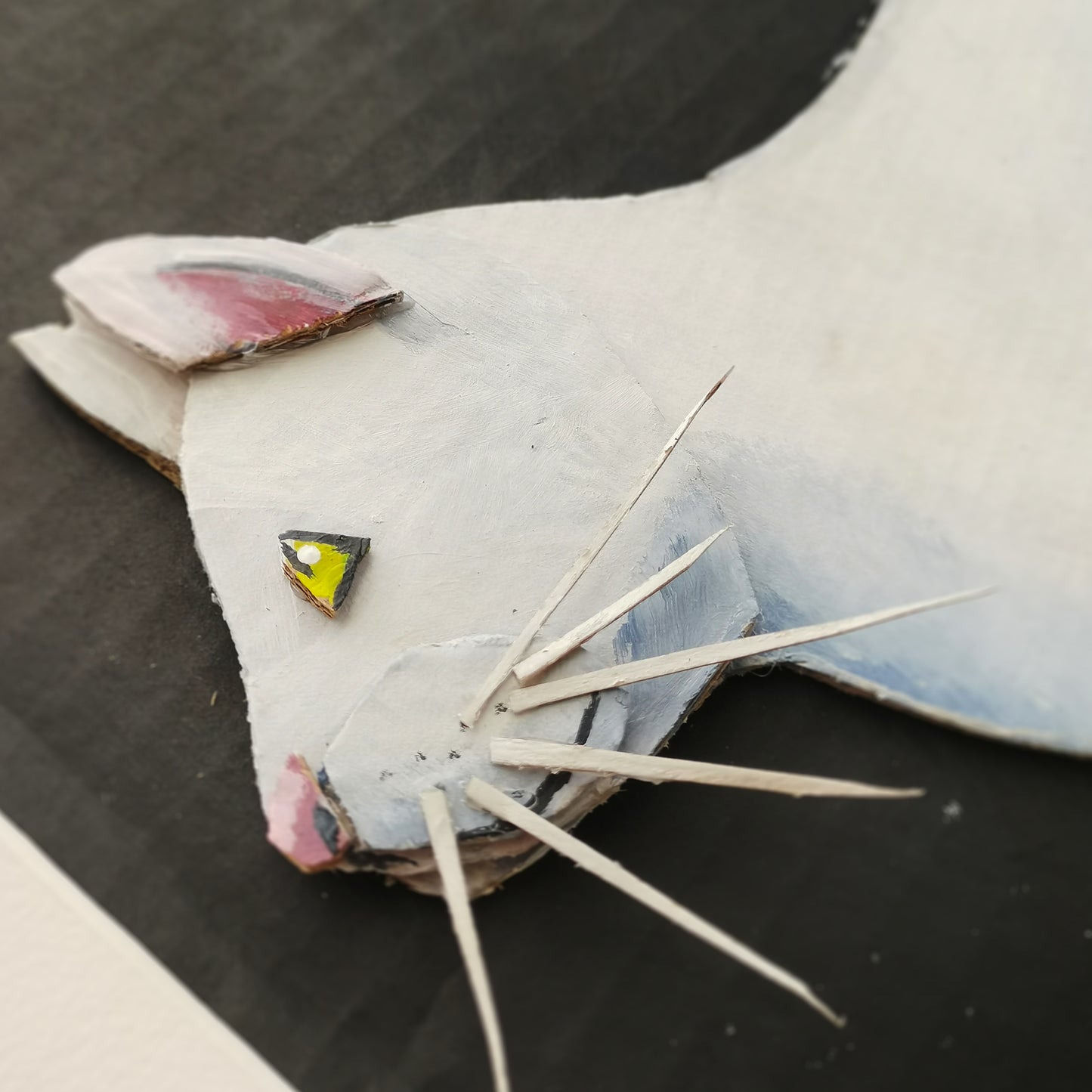 The White Kitty | Papercraft Cats | Original