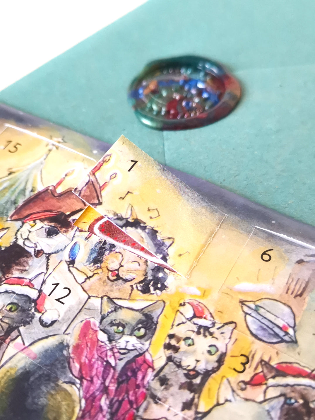 Cat Advent calendar inspired by the street art cats from Flensburg – Christmas joy for cat lovers